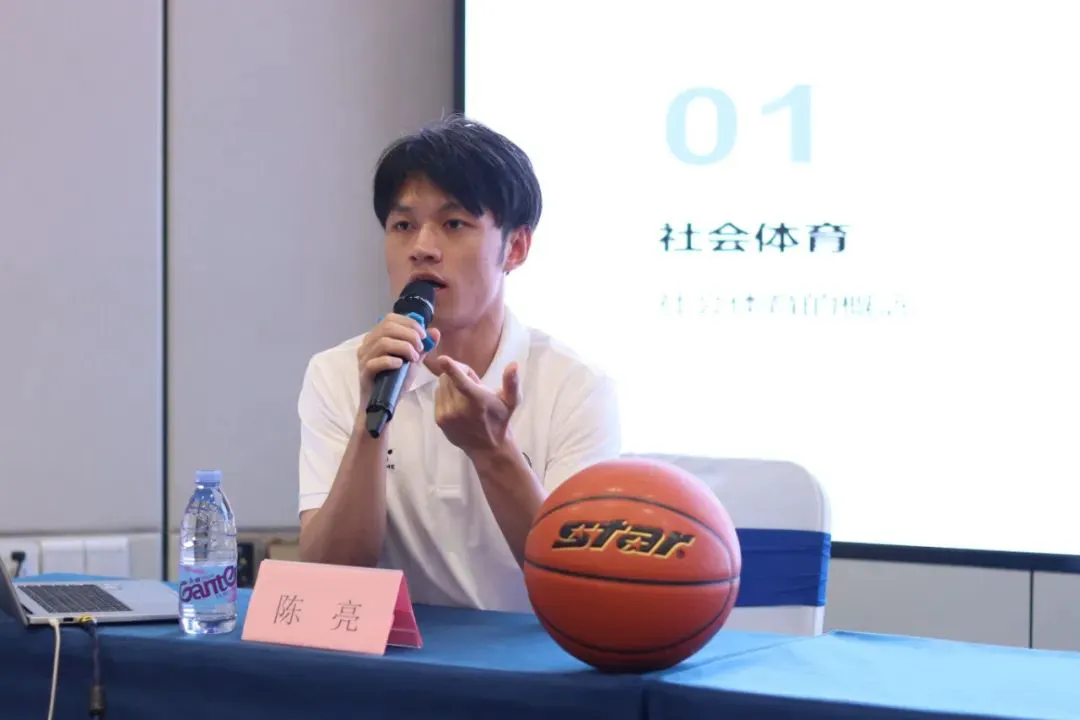 哪里可以找到适合青少年的篮球季前赛训练营_2